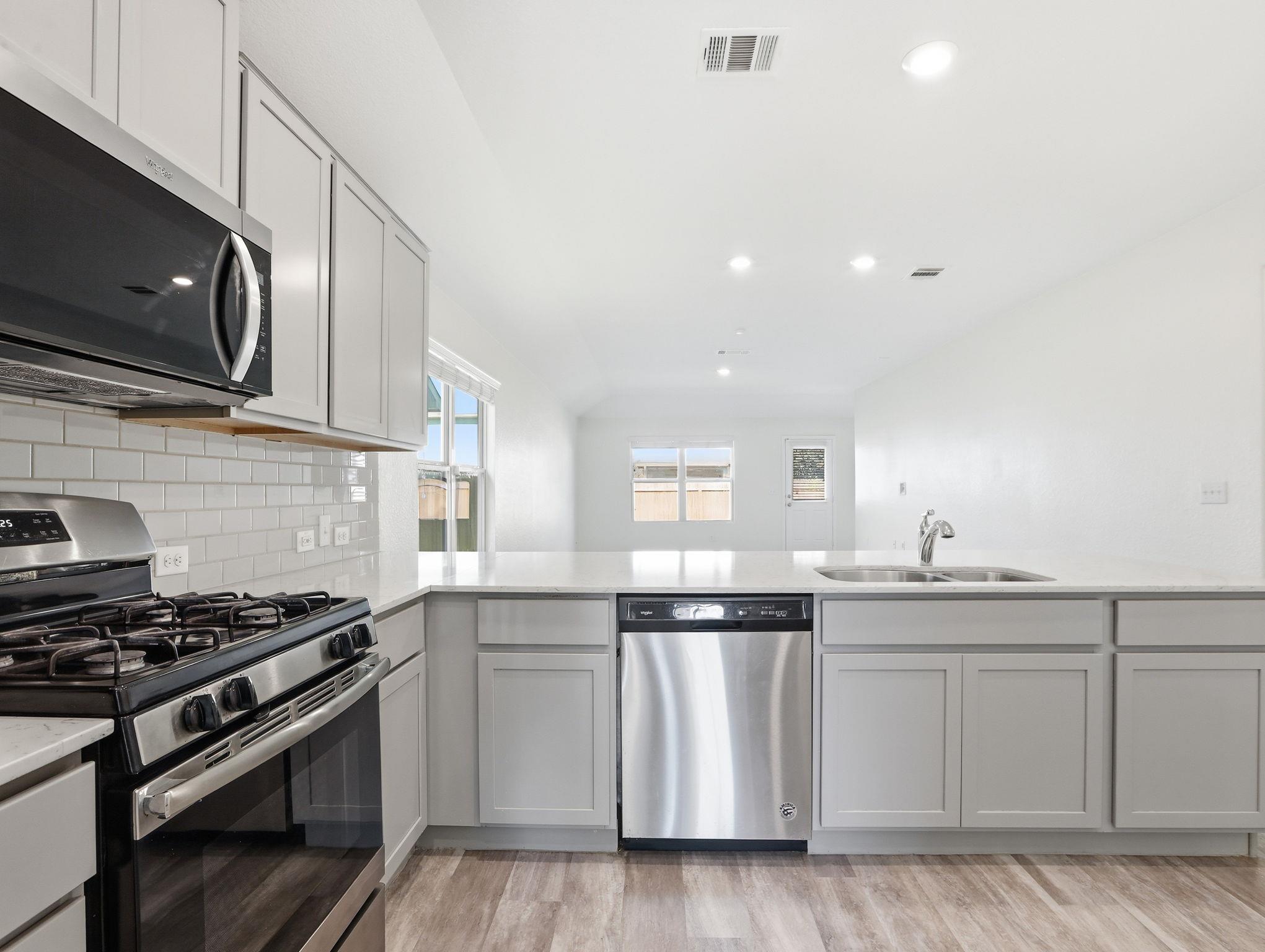 5900 Bell Tower Ln, Austin, TX 78747