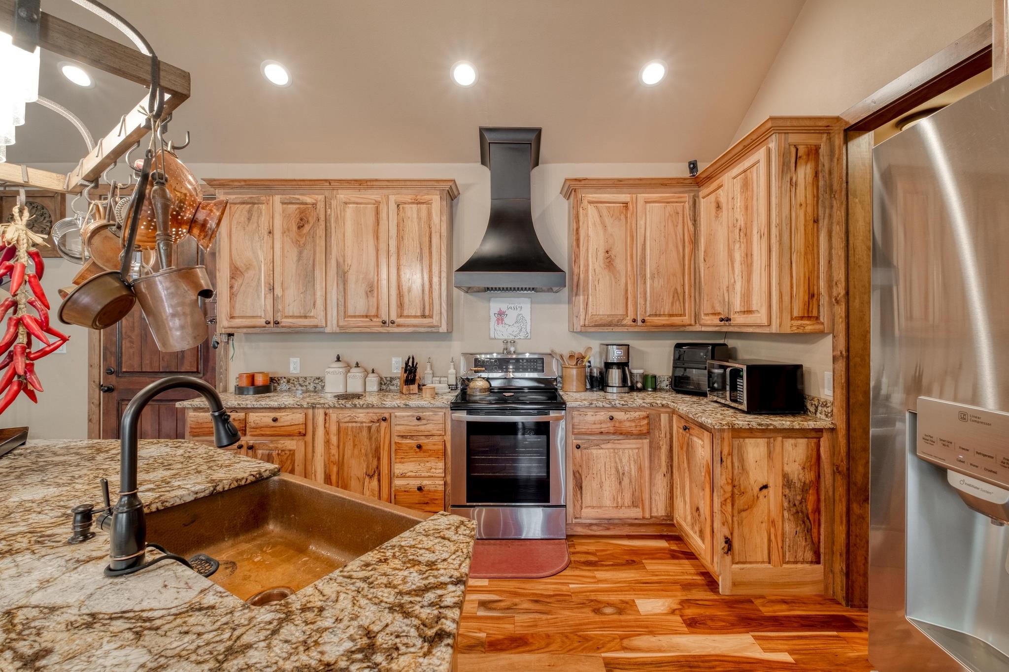 7152 Taylorsville Rd, Dale, TX 78616