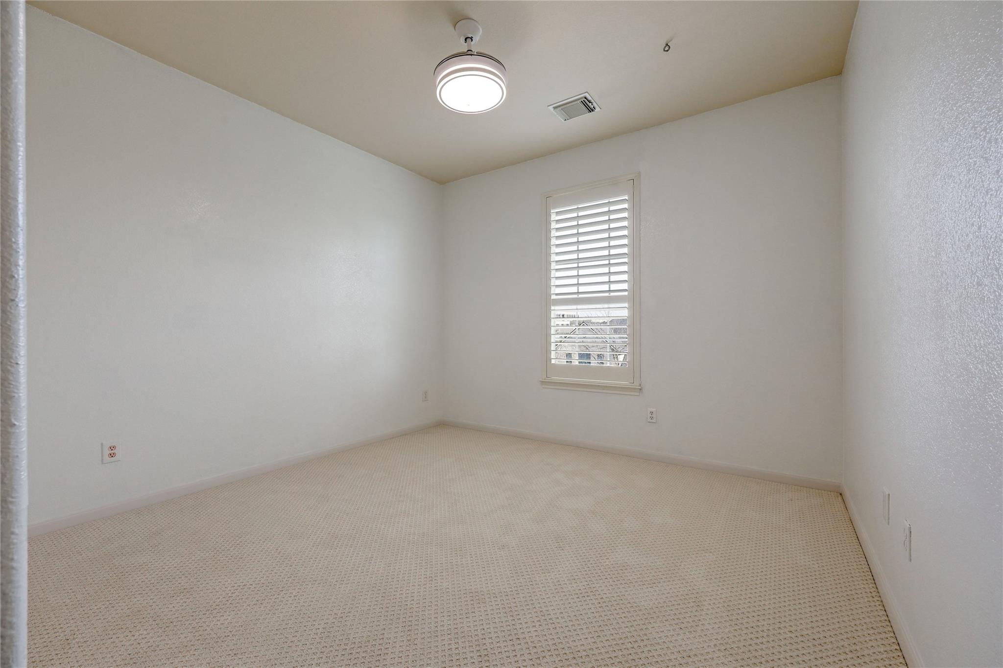 7621 Menler Dr, Austin, TX 78735