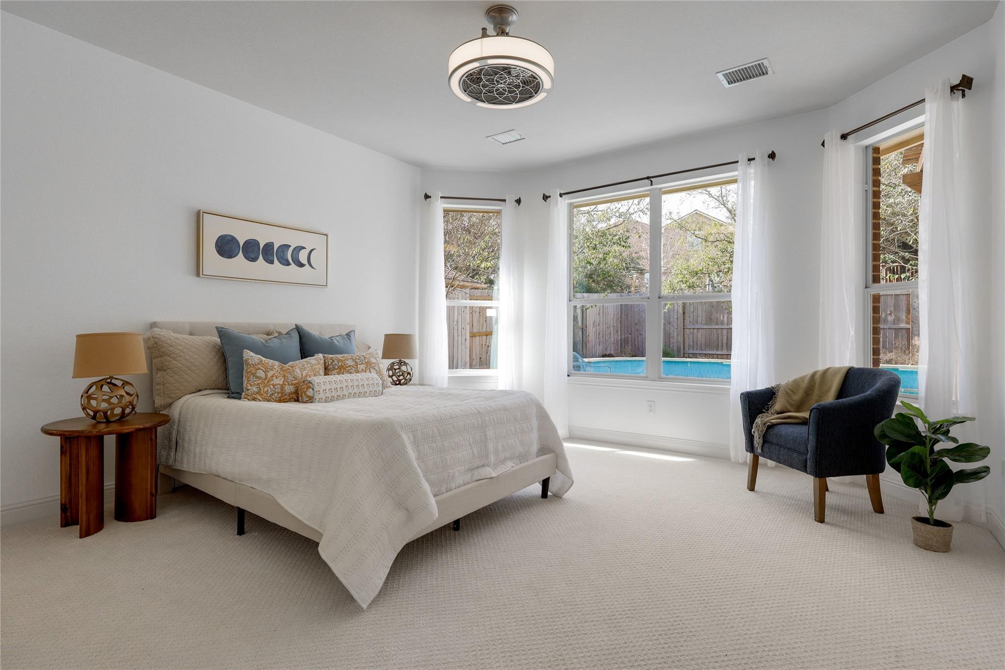 7621 Menler Dr, Austin, TX 78735