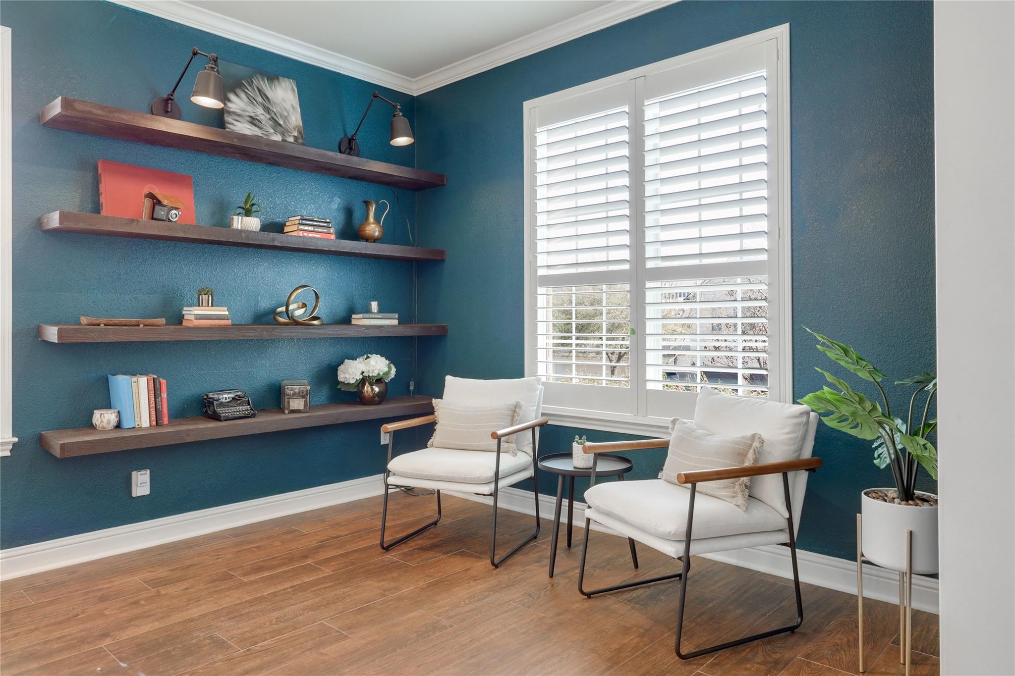 7621 Menler Dr, Austin, TX 78735