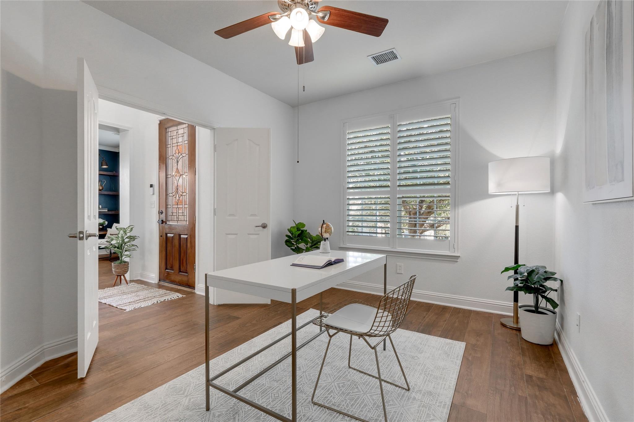 7621 Menler Dr, Austin, TX 78735