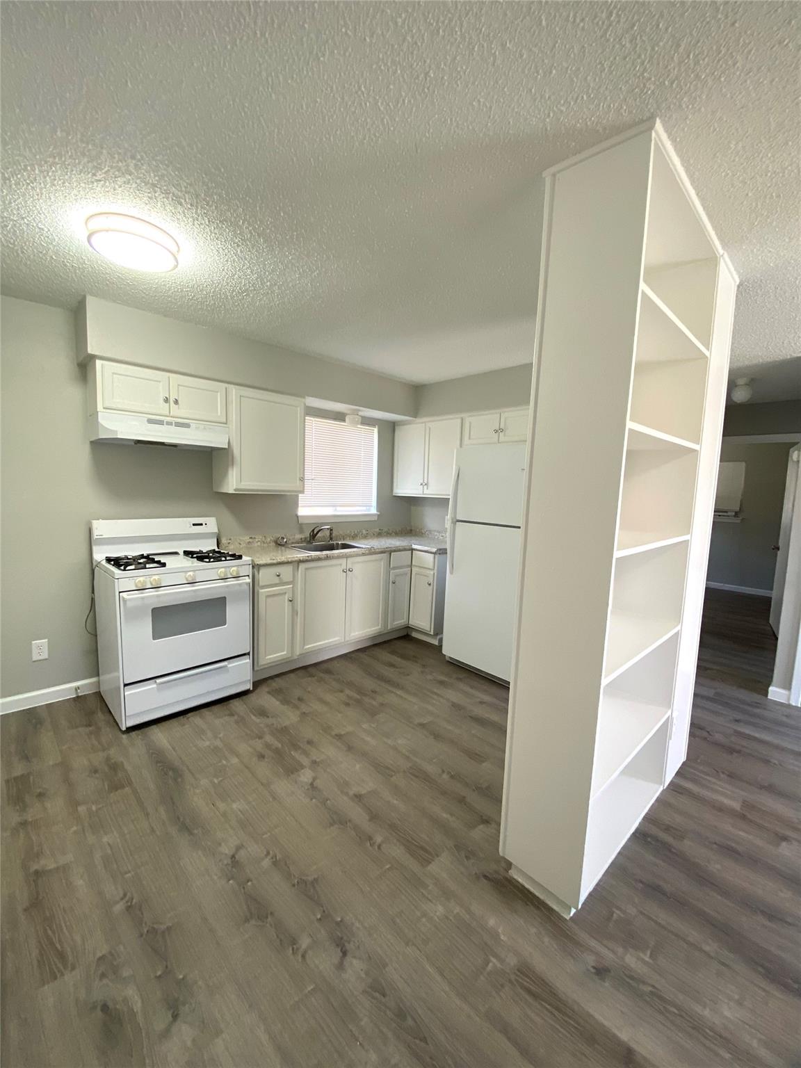 404 Swanee Dr # B, Austin, TX 78752