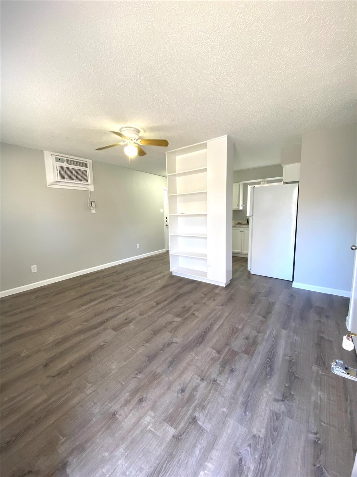 404 Swanee Dr # B, Austin, TX 78752