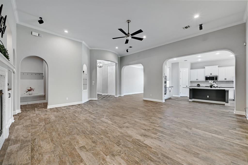 154 Goodwater Ct, Austin, TX 78737