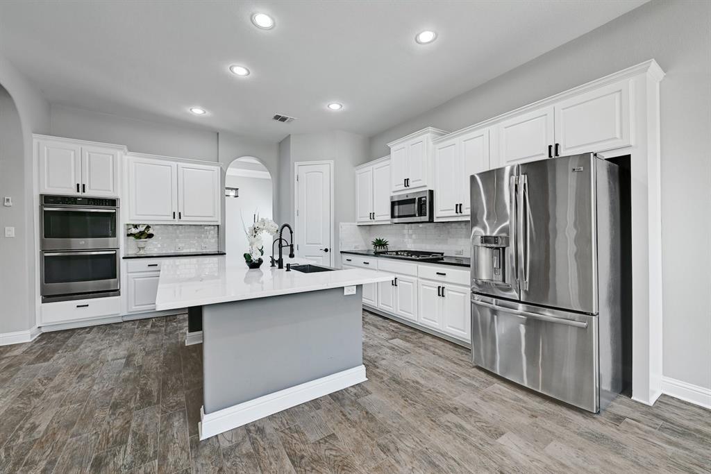 154 Goodwater Ct, Austin, TX 78737