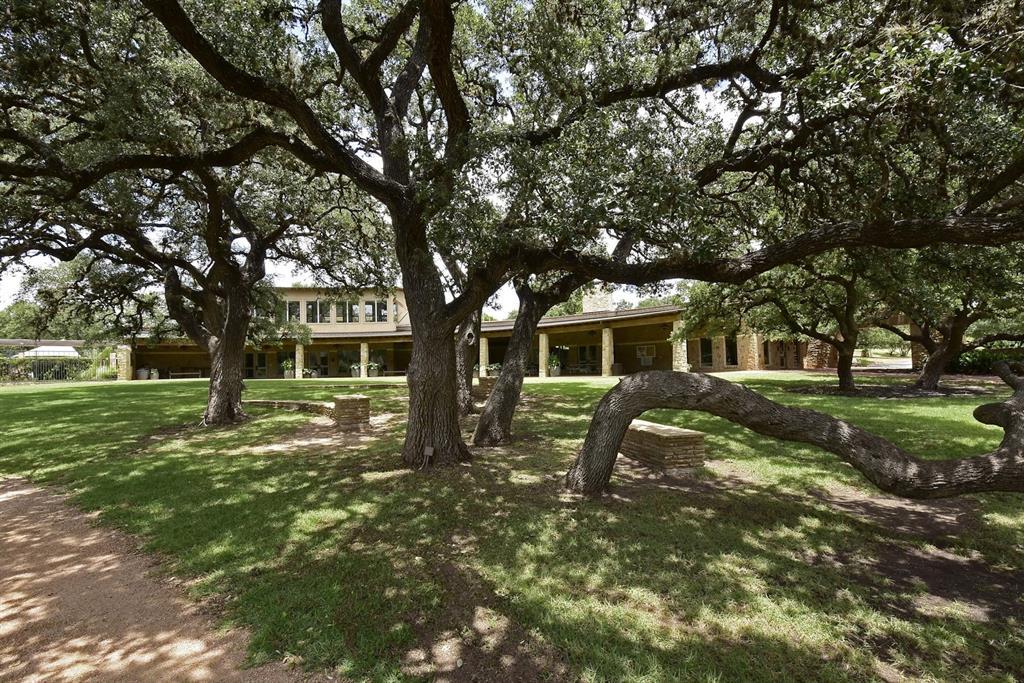 154 Goodwater Ct, Austin, TX 78737