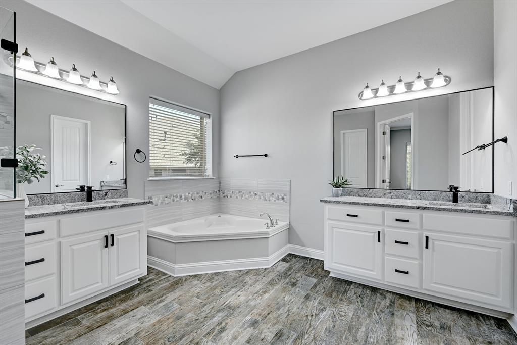 154 Goodwater Ct, Austin, TX 78737