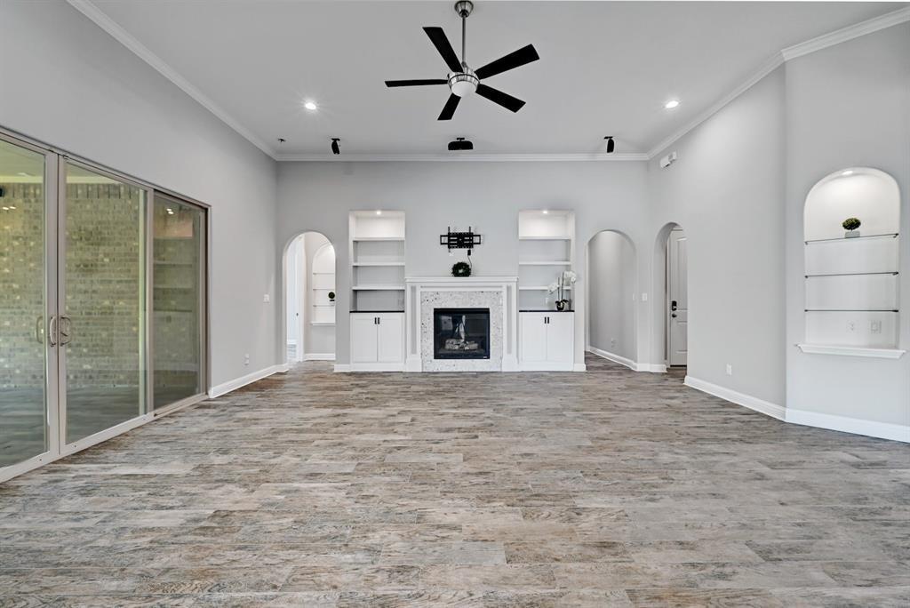 154 Goodwater Ct, Austin, TX 78737