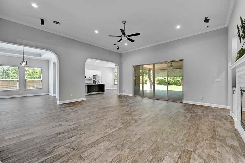 154 Goodwater Ct, Austin, TX 78737