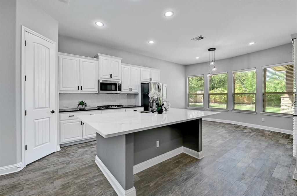 154 Goodwater Ct, Austin, TX 78737