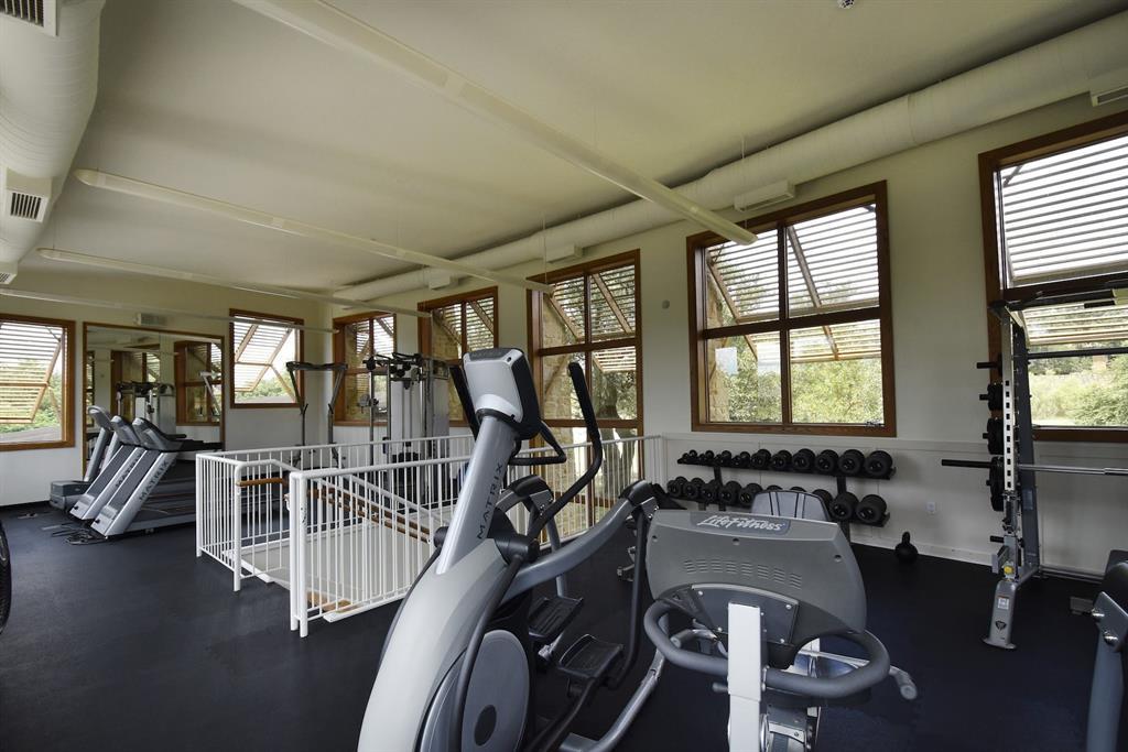 154 Goodwater Ct, Austin, TX 78737