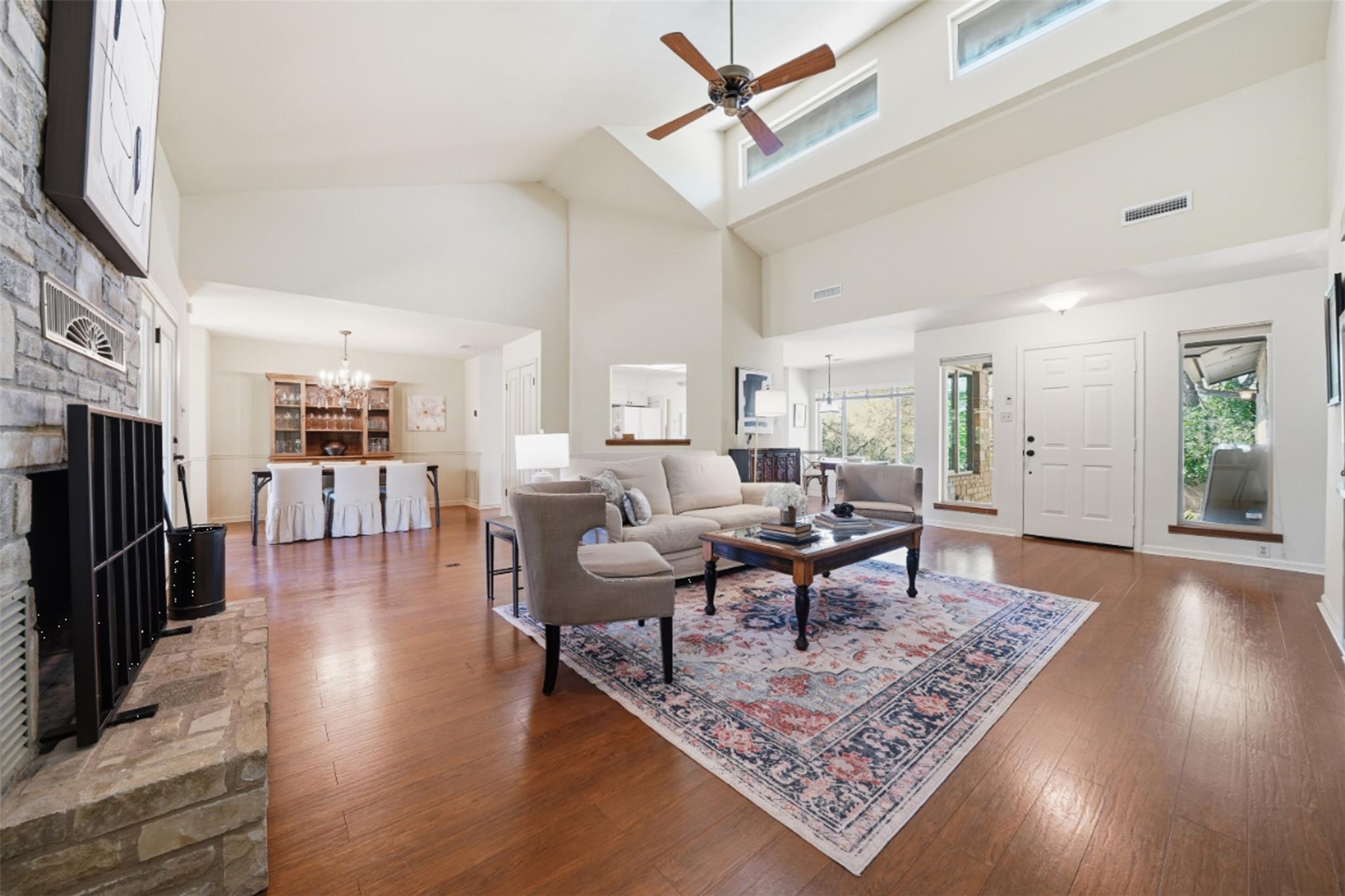 1041 Hidden Hills Hls, Dripping Springs, TX 78620