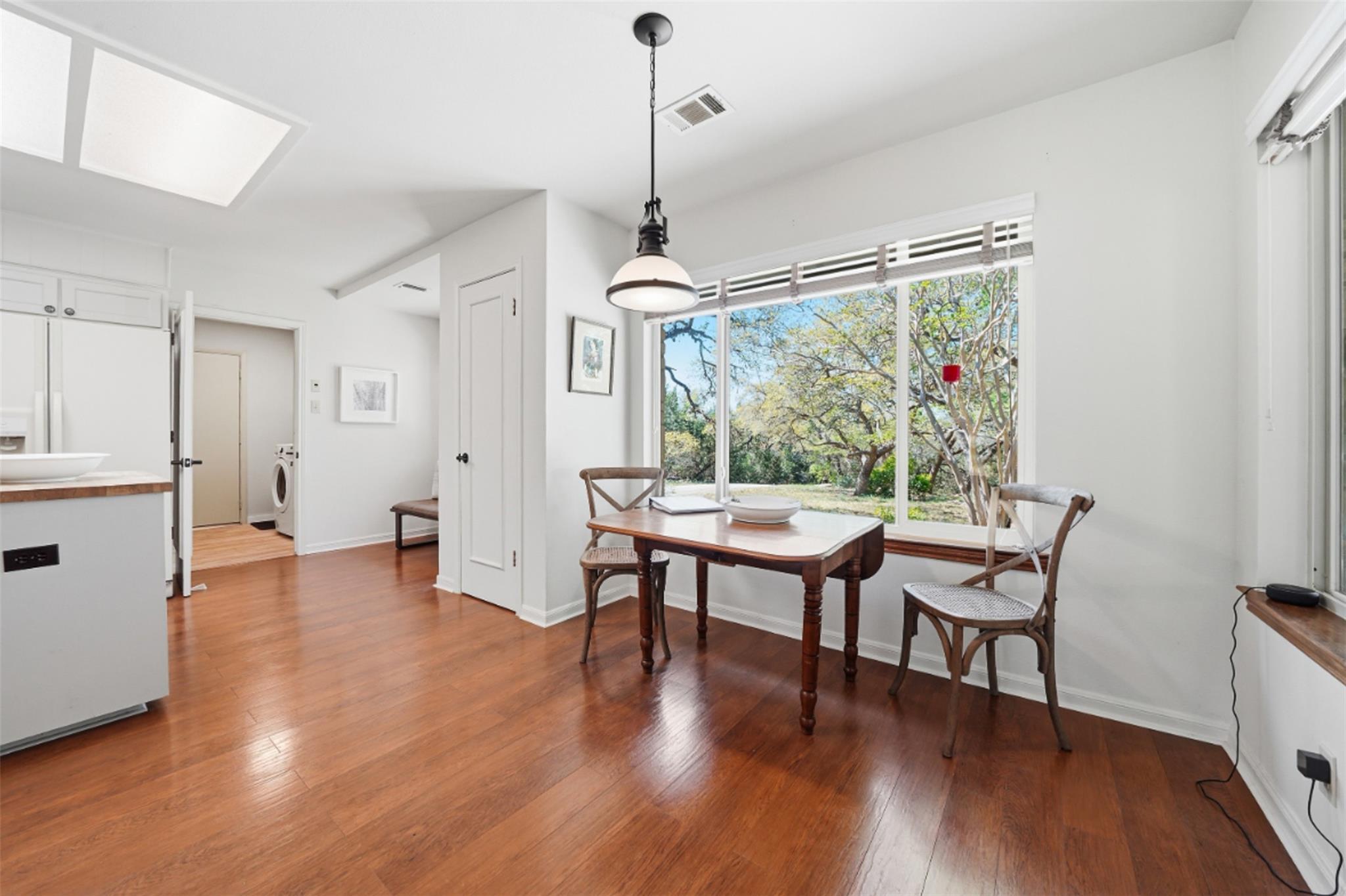 1041 Hidden Hills Hls, Dripping Springs, TX 78620