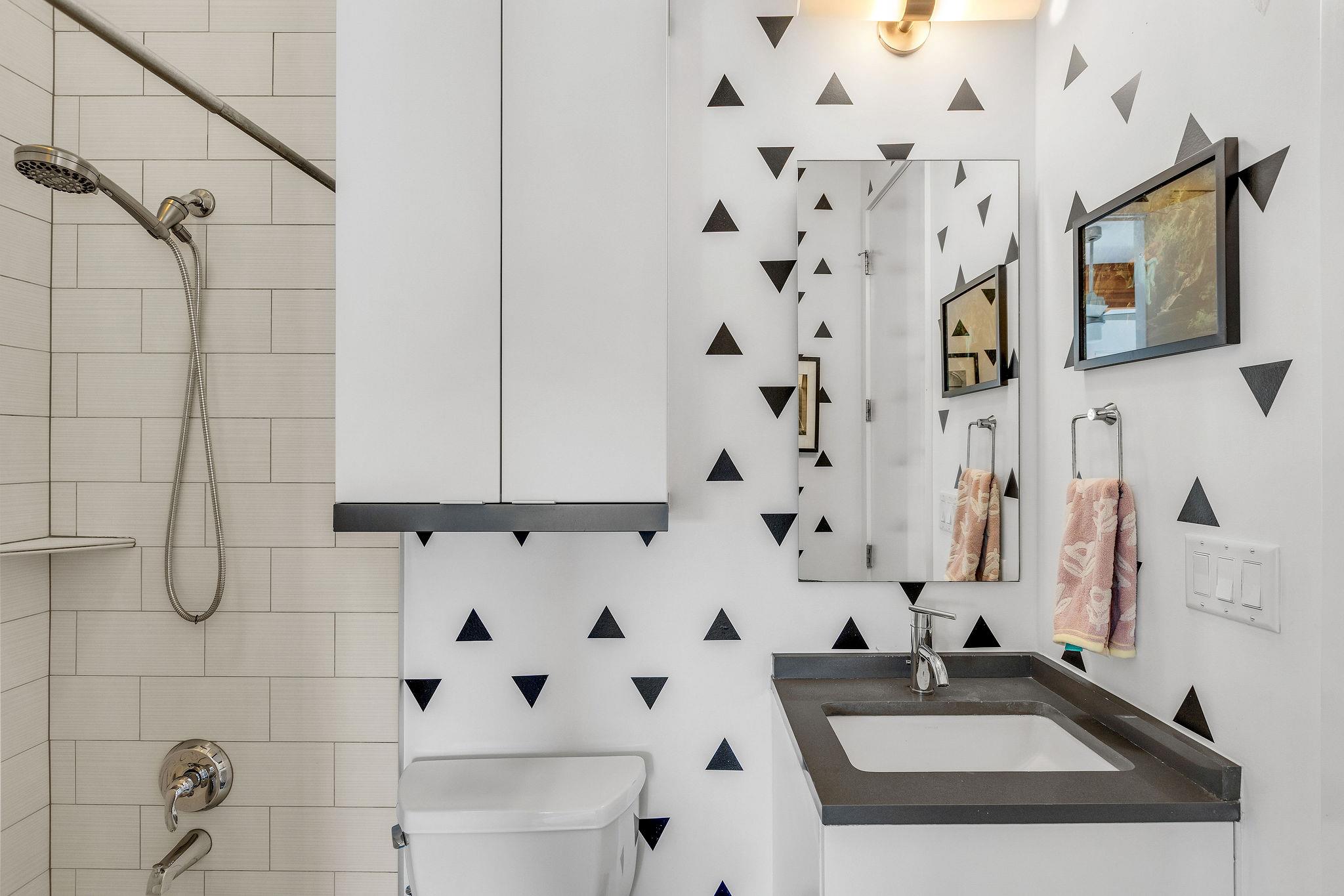 900 Brentwood St # B, Austin, TX 78757