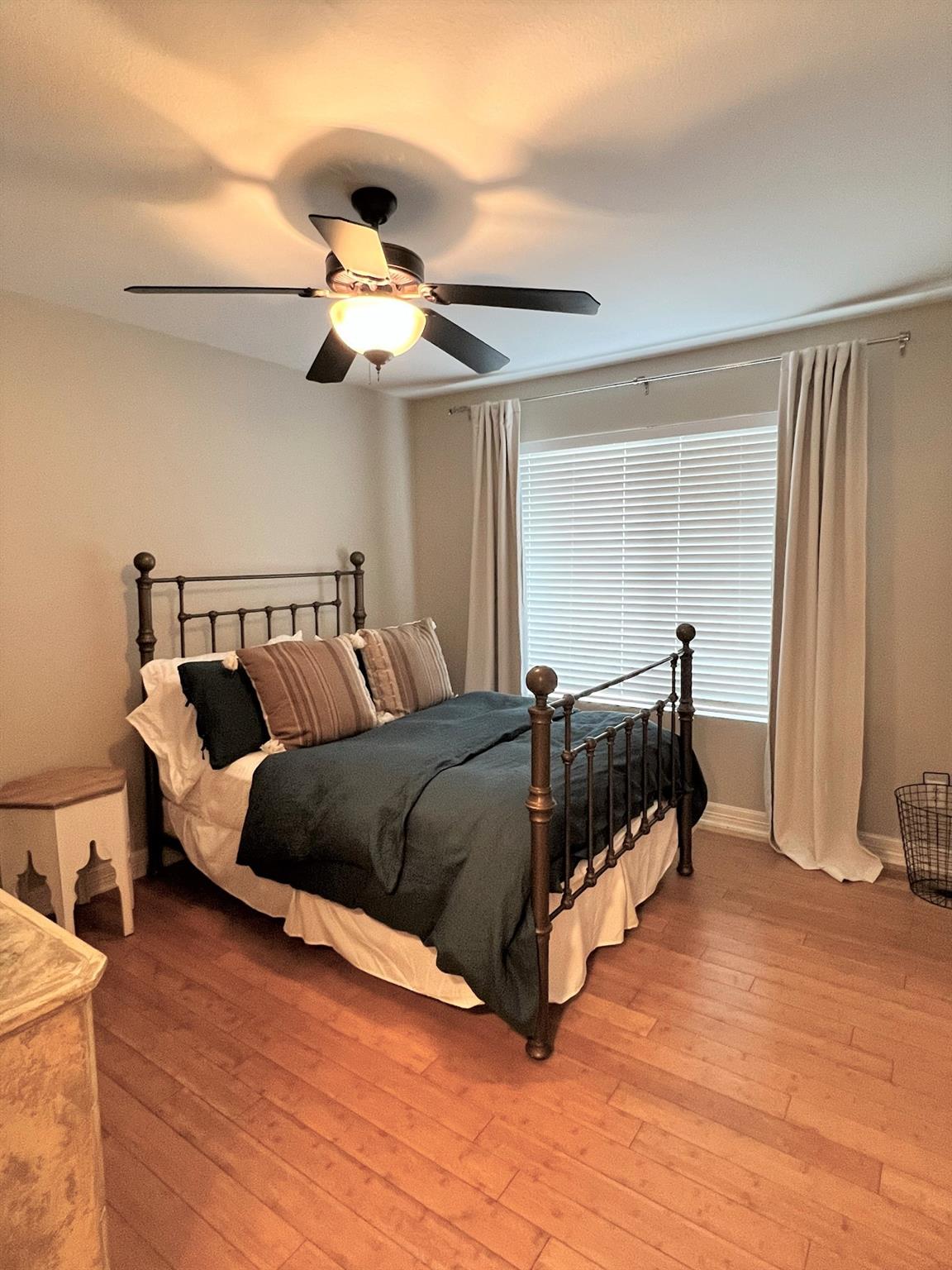 1307 Norwalk Ln # 201, Austin, TX 78703