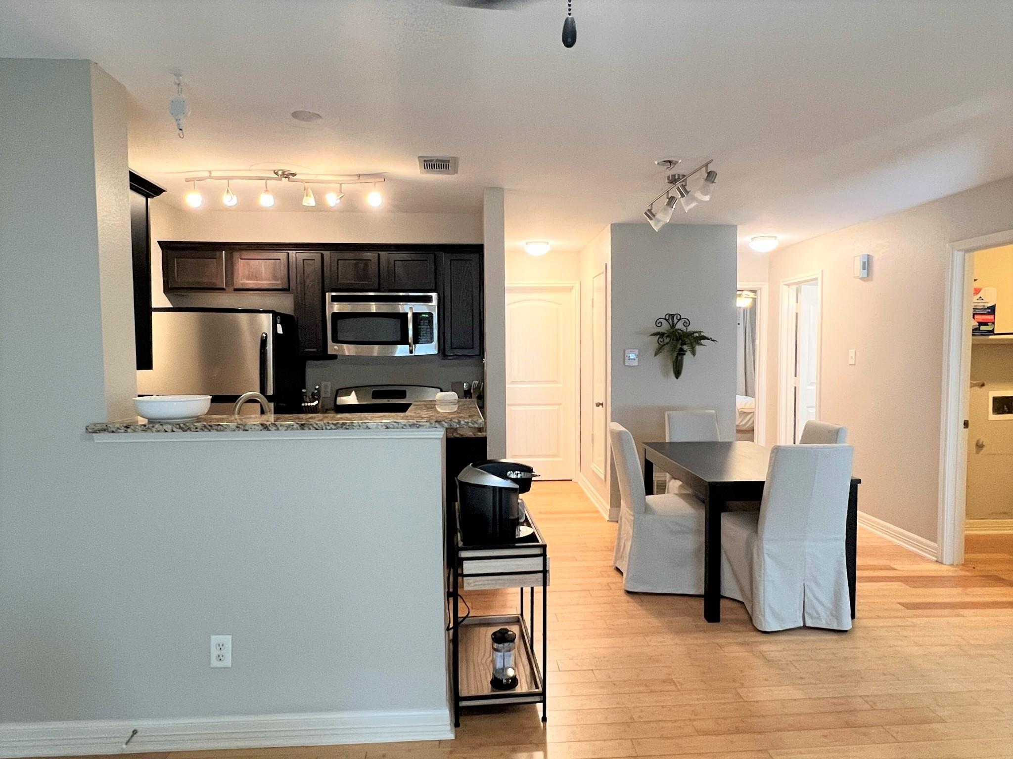 1307 Norwalk Ln # 201, Austin, TX 78703