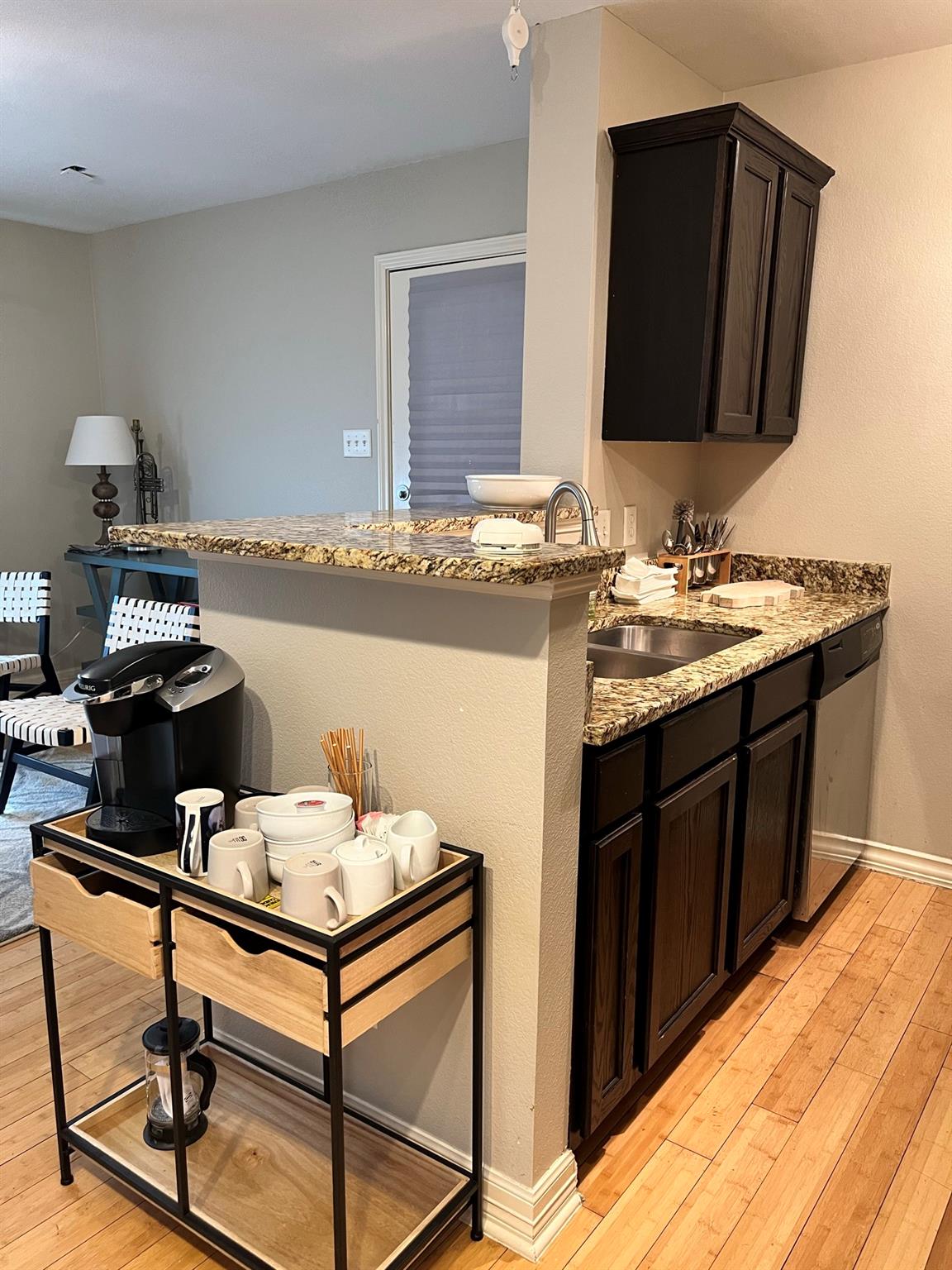 1307 Norwalk Ln # 201, Austin, TX 78703