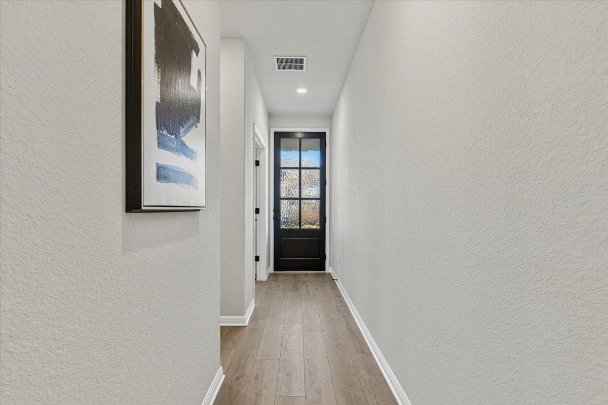 158 Crater Lake Dr, Dripping Springs, TX 78620