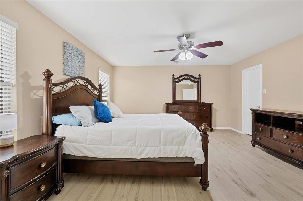 1203 Hyde Park Dr, Round Rock, TX 78665