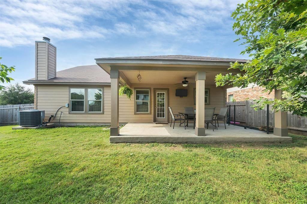 1203 Hyde Park Dr, Round Rock, TX 78665