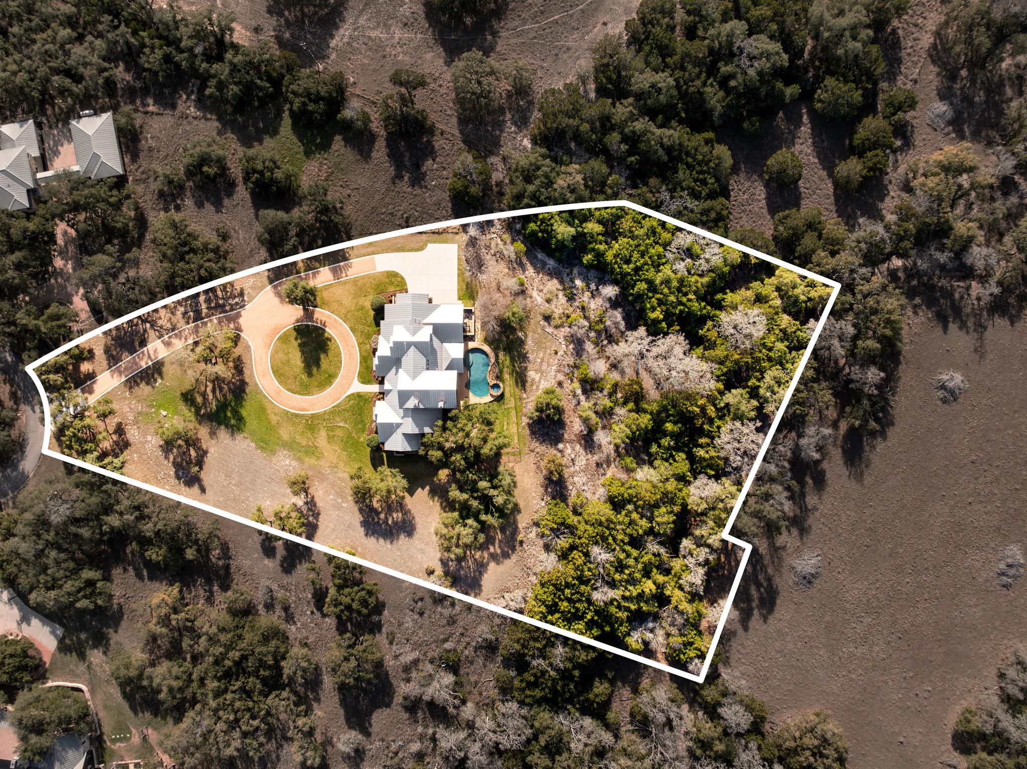 265 McKellar Rd, Dripping Springs, TX 78620