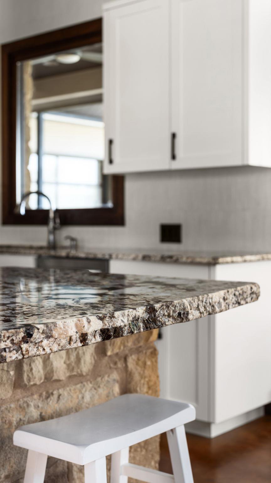 265 McKellar Rd, Dripping Springs, TX 78620