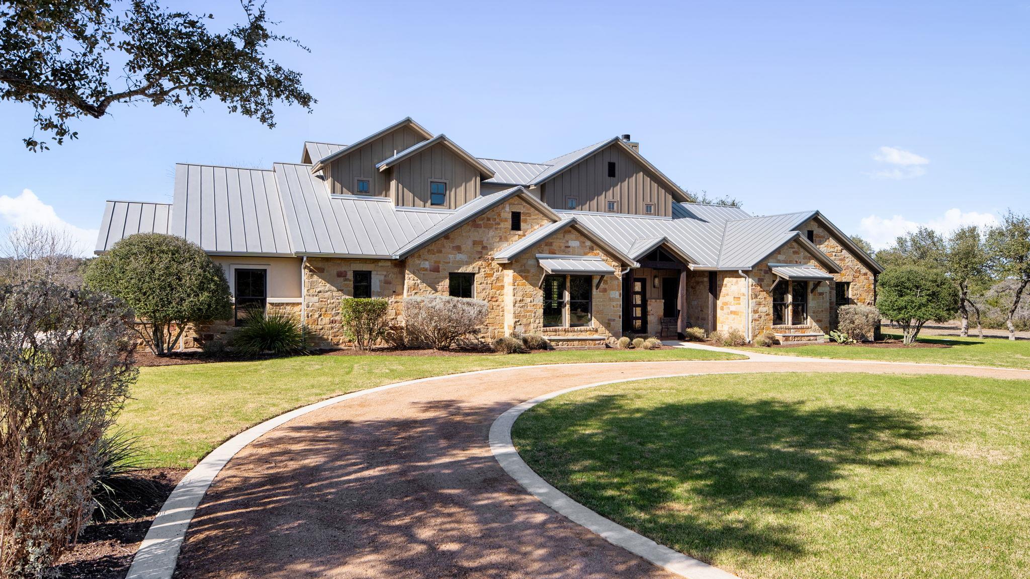 265 McKellar Rd, Dripping Springs, TX 78620