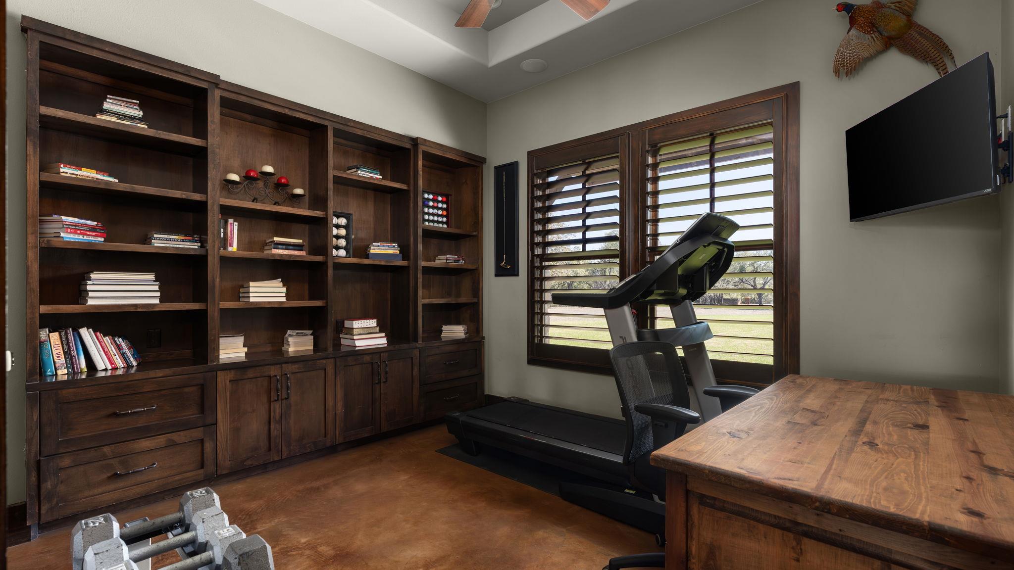 265 McKellar Rd, Dripping Springs, TX 78620