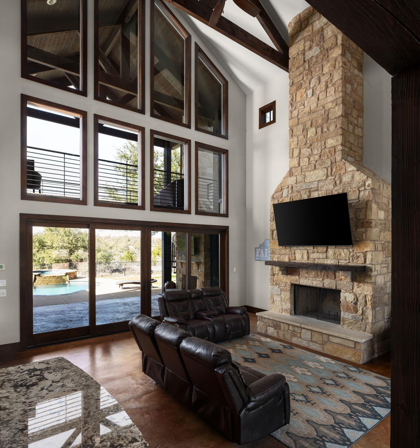 265 McKellar Rd, Dripping Springs, TX 78620