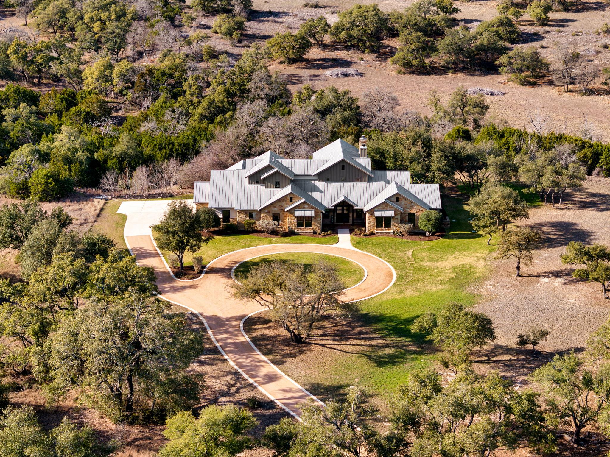 265 McKellar Rd, Dripping Springs, TX 78620