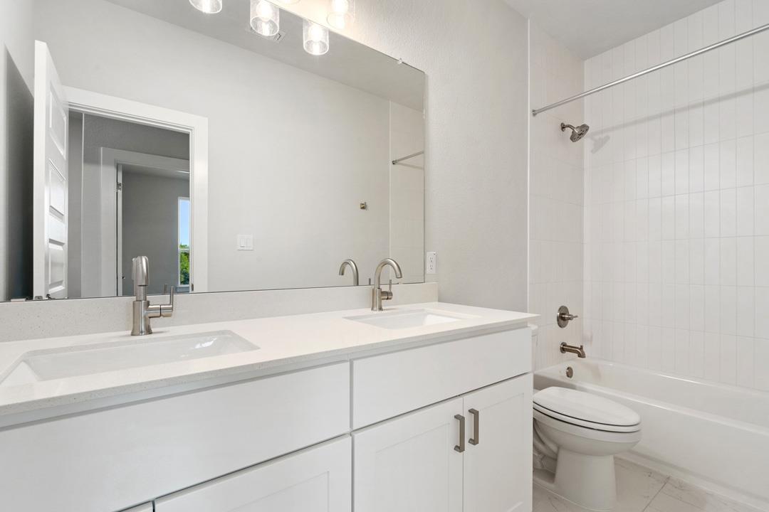 380 Heritage Forest Parkway, Dripping Springs, TX 78620