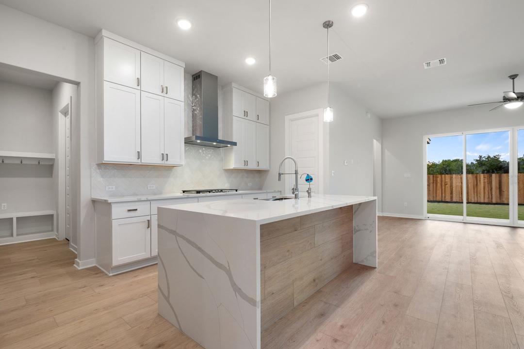 380 Heritage Forest Parkway, Dripping Springs, TX 78620