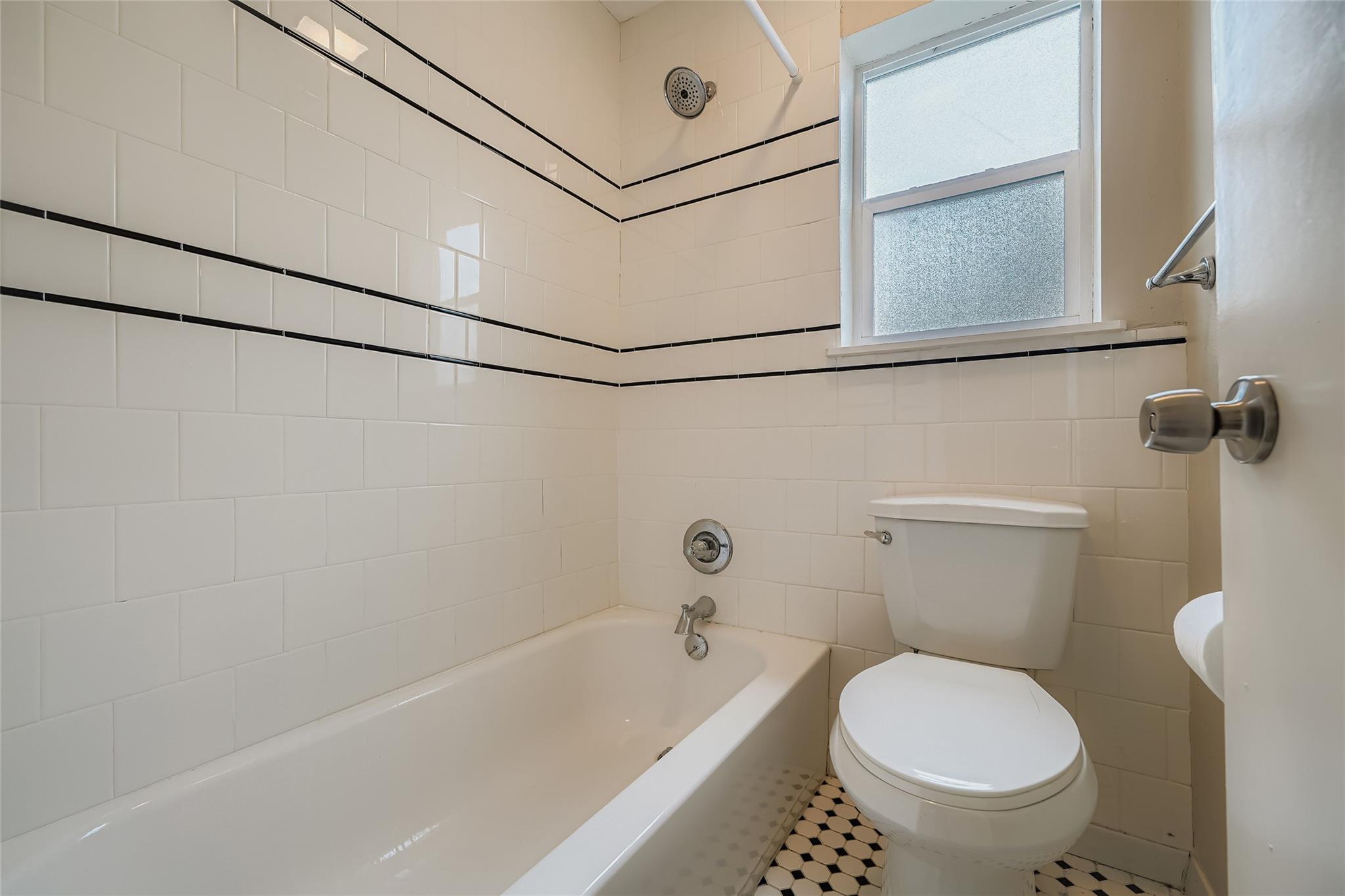 5604 Woodrow Ave # 11, Austin, TX 78756