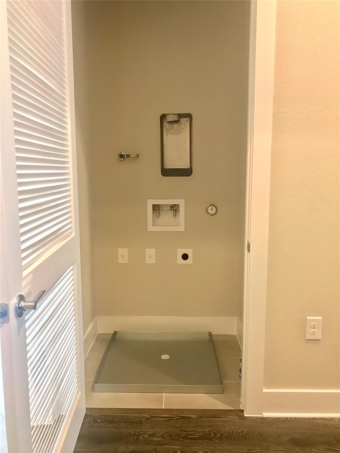 1308 Tinnin Ford Rd # 1, Austin, TX 78741