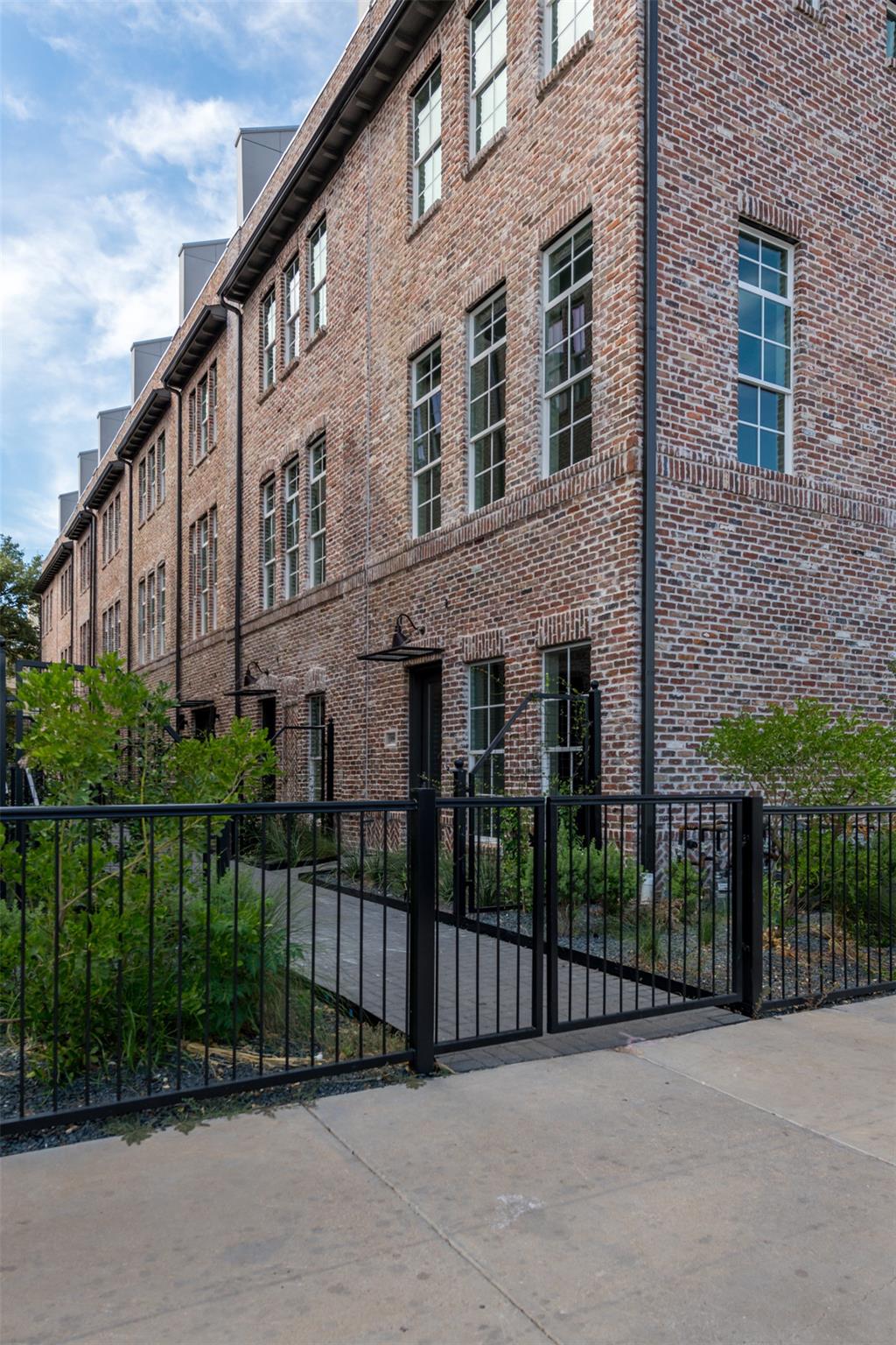 1308 Tinnin Ford Rd # 1, Austin, TX 78741