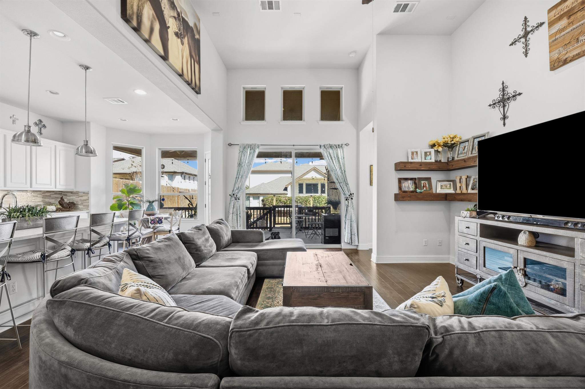 612 Dry Gulch Bnd, Cedar Park, TX 78613