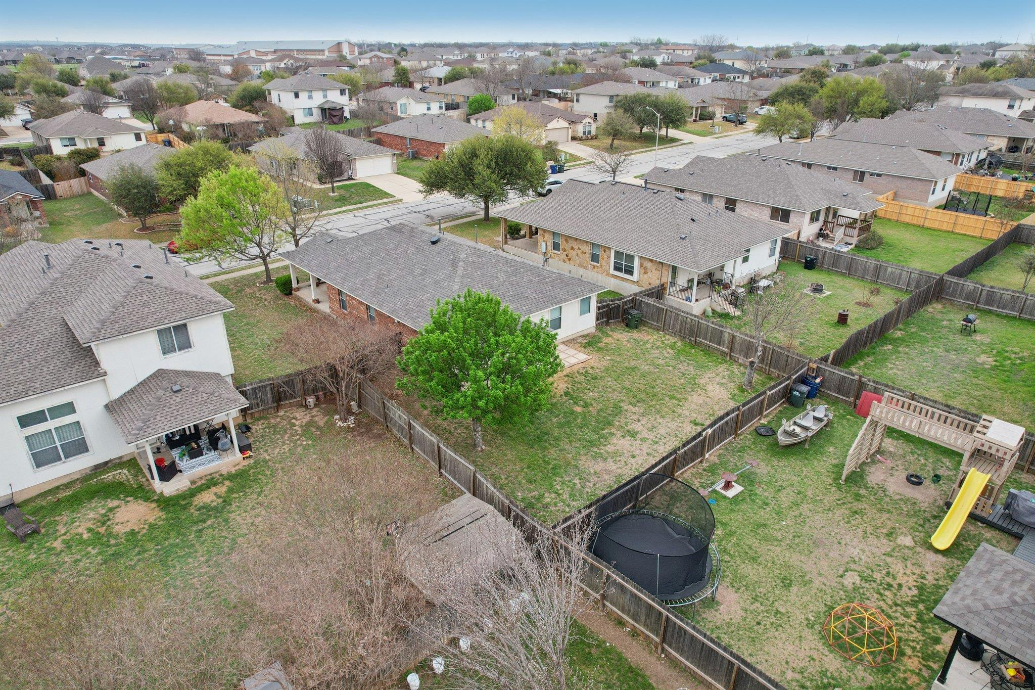 1115 Whitley Dr, Leander, TX 78641