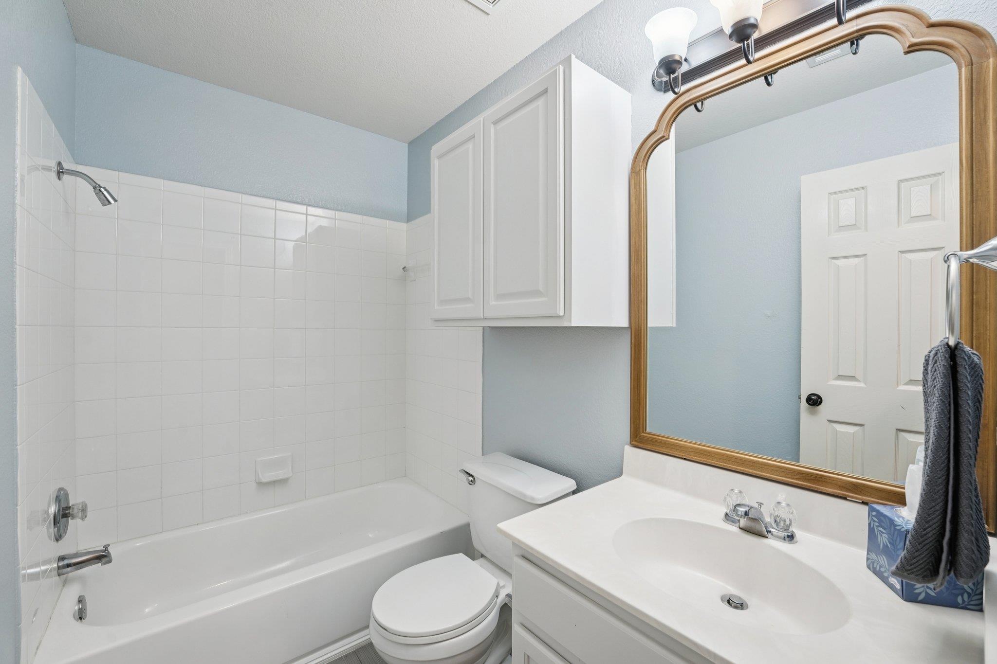 1115 Whitley Dr, Leander, TX 78641