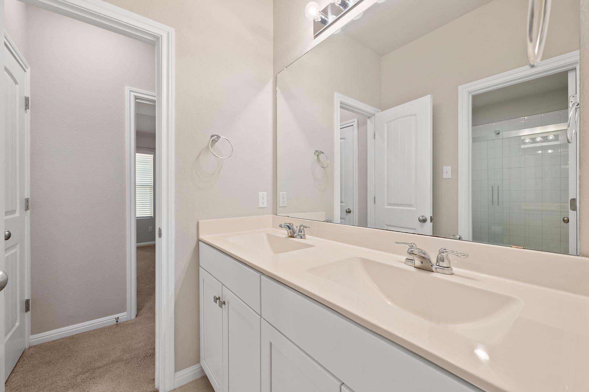 17708 Zinfandel Dr, Pflugerville, TX 78660