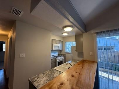 5904 Emerald Forest Dr, Austin, TX 78745