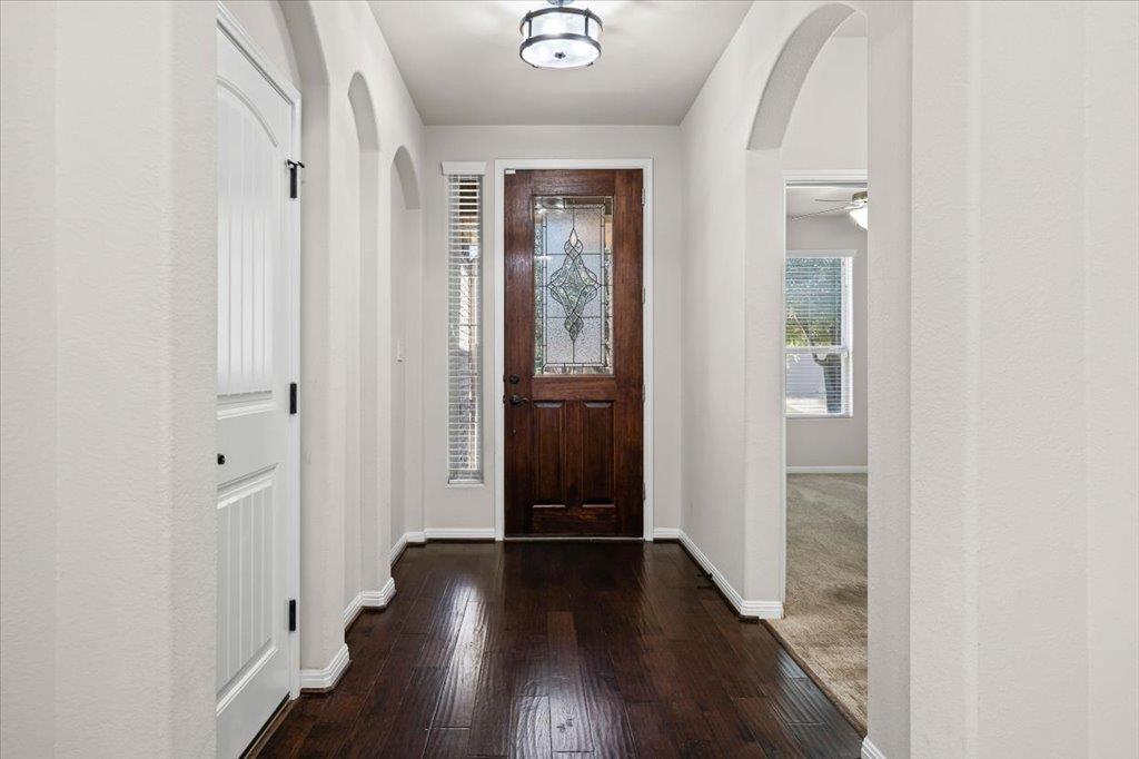 2721 Garlic Creek Dr, Buda, TX 78610