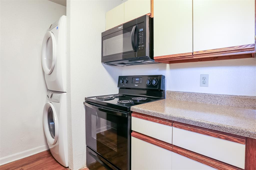 912 W 22nd St # 106, Austin, TX 78705