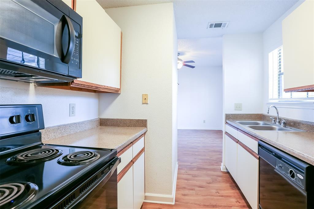 912 W 22nd St # 106, Austin, TX 78705