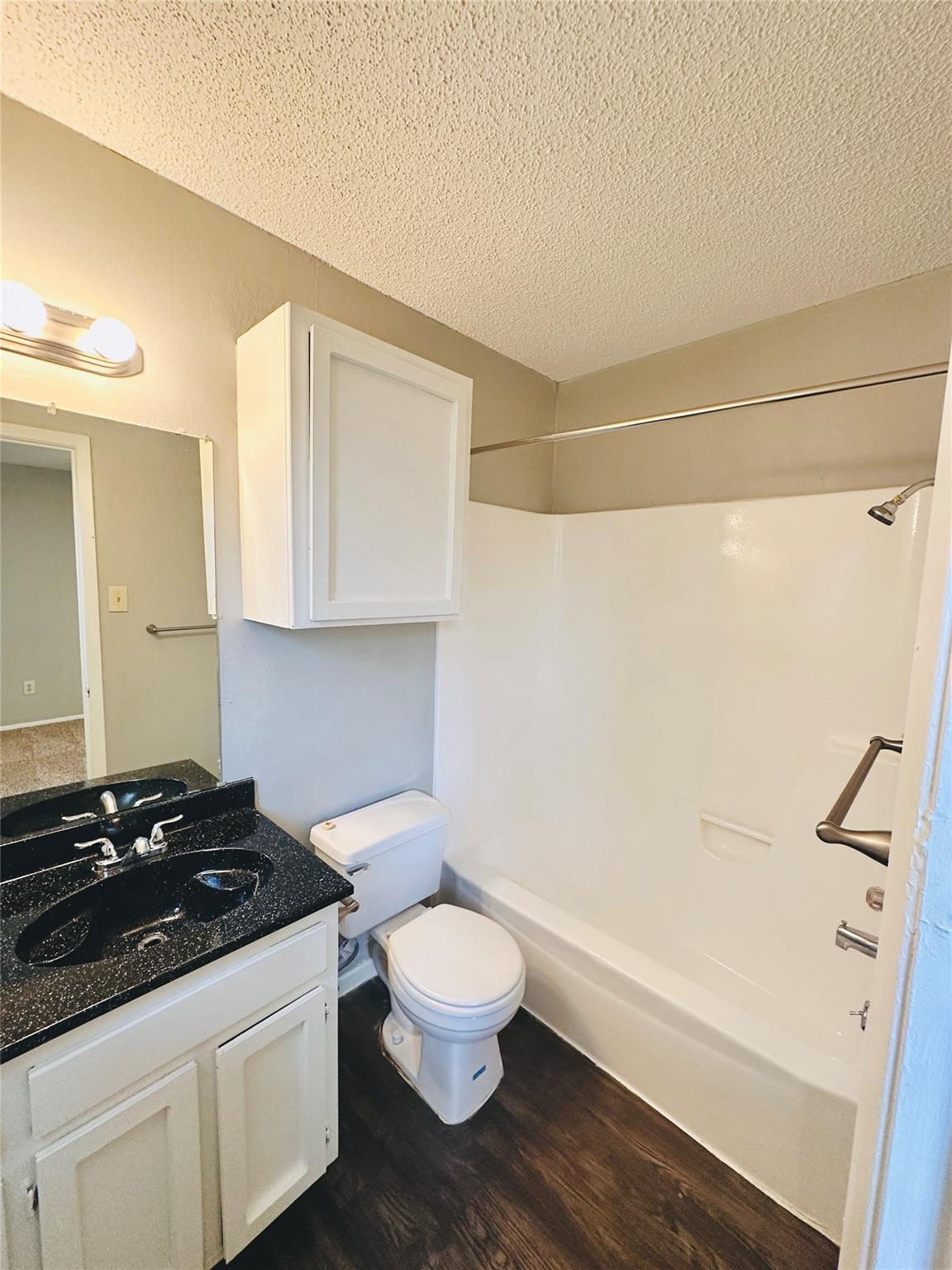 3702 S Second St # 204, Austin, TX 78704