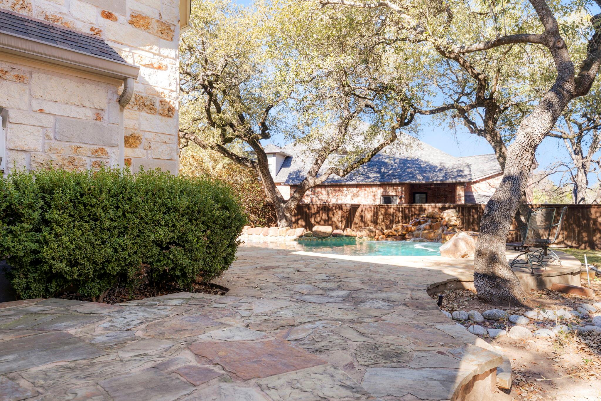 10901 Doswell Cv, Austin, TX 78739