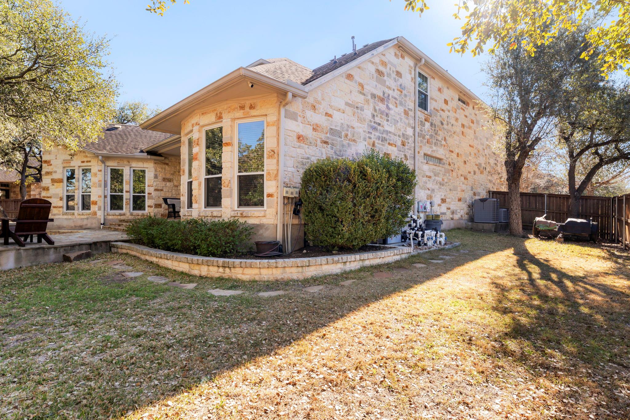 10901 Doswell Cv, Austin, TX 78739