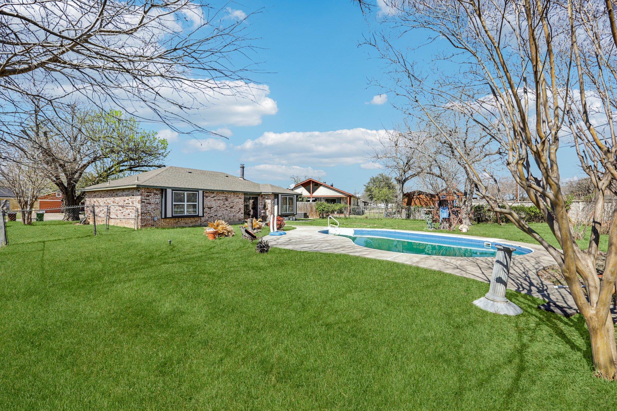 1107 Long Meadow Dr, Round Rock, TX 78664