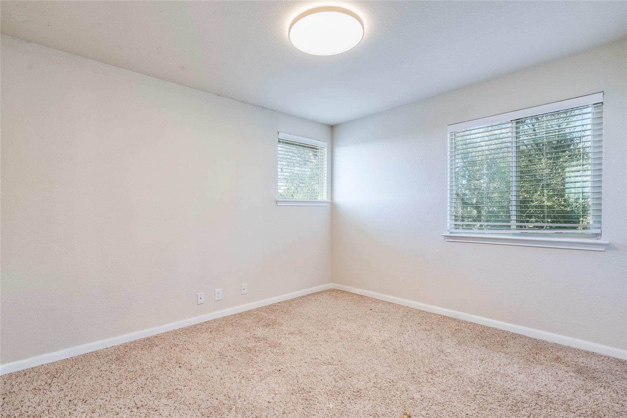 17708 Linkhill Dr, Dripping Springs, TX 78620