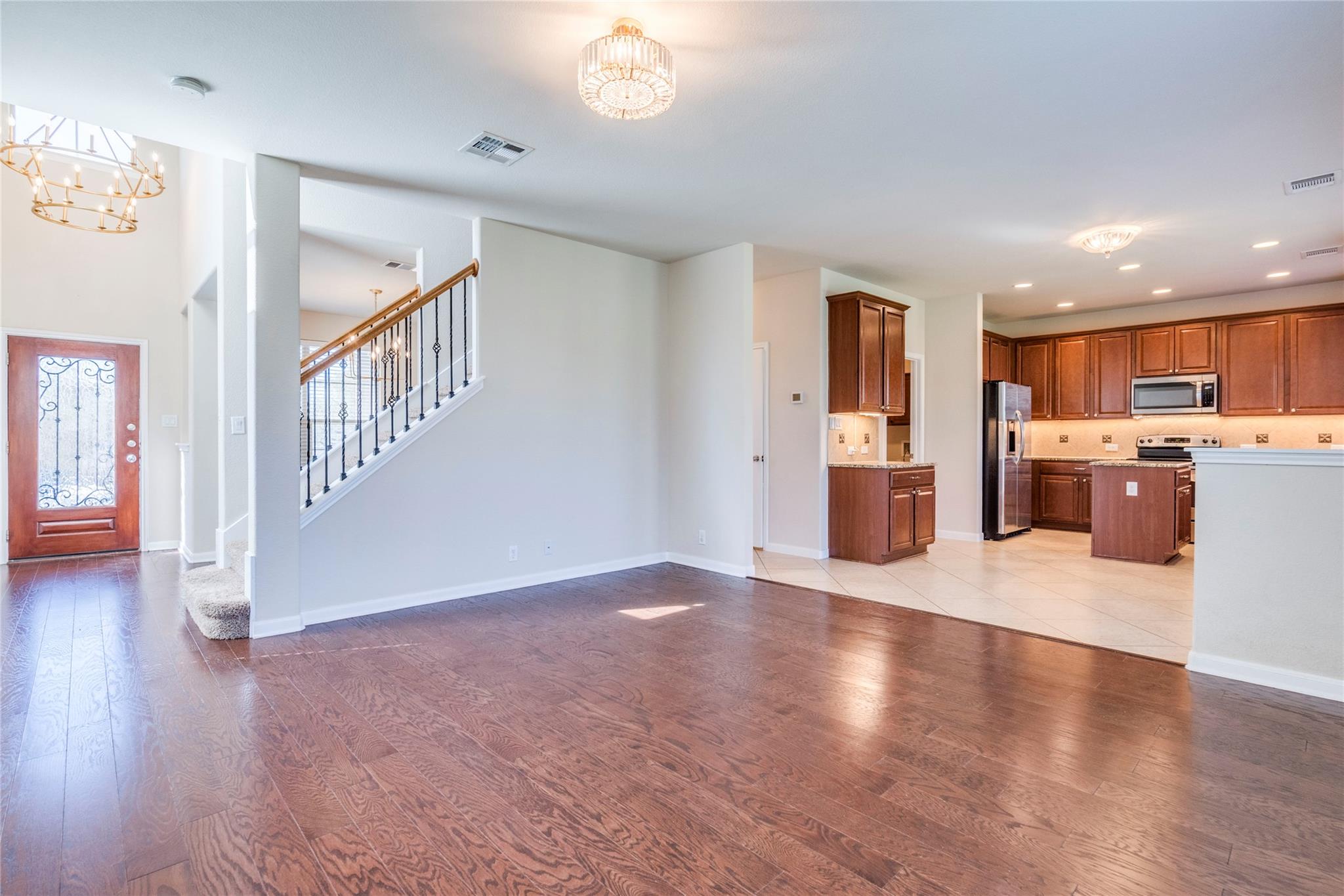 17708 Linkhill Dr, Dripping Springs, TX 78620